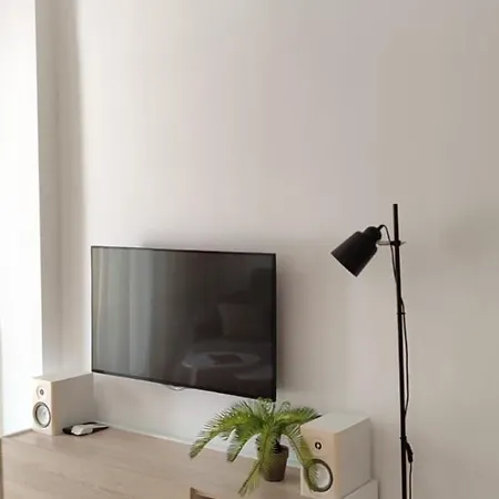 Forest Paradise Apartment *